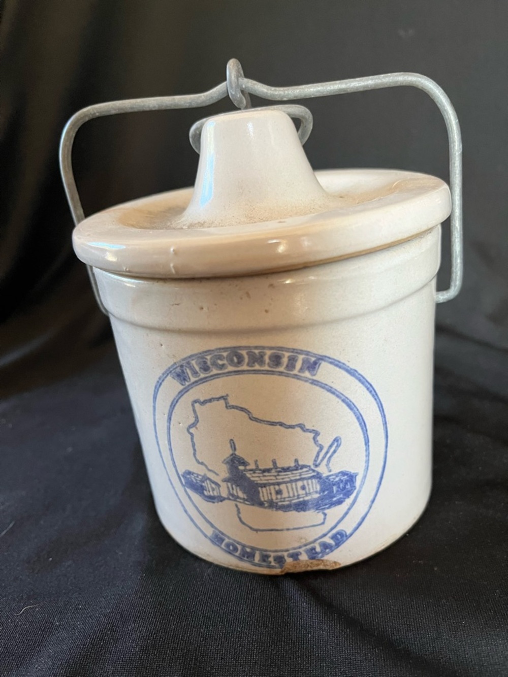 Vintage Stoneware Wisconsin Crock with Lid and Wire Handle - Blue on Cream